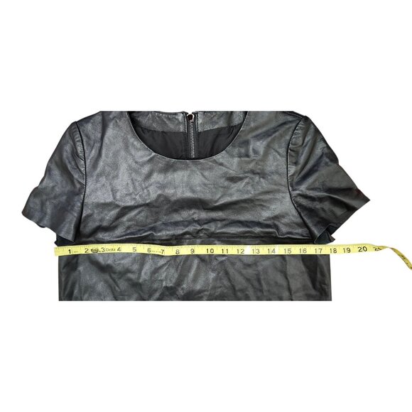 Women's Black Faux Leather Dress M Short Sleeve Mod Style Pockets & Trim - Picture 8 of 9
